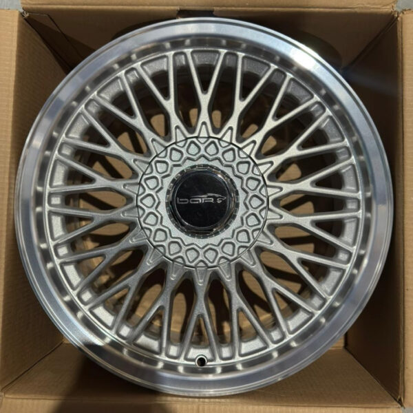 17 4X100 BBS BALINA BAR1738 (T.6) Prata Diam.