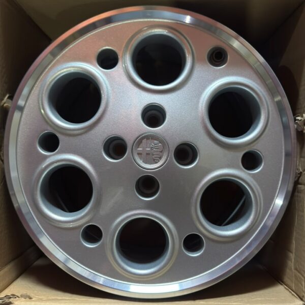 15 4X100 M2 SD ALFA ROMEO
