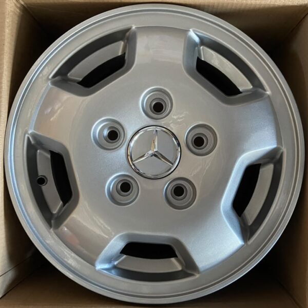 15 5X130 SPRINTER STREET PRATA