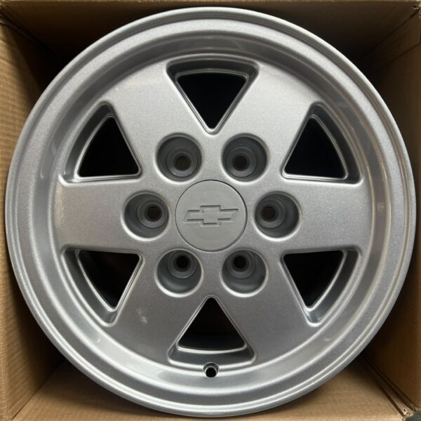 15 6x139 D20 CONQUEST PRATA (T7)