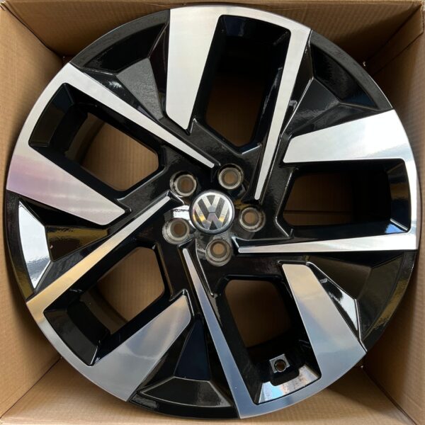 18 5X100 P120 DD AMAROK EXTREME 2025
