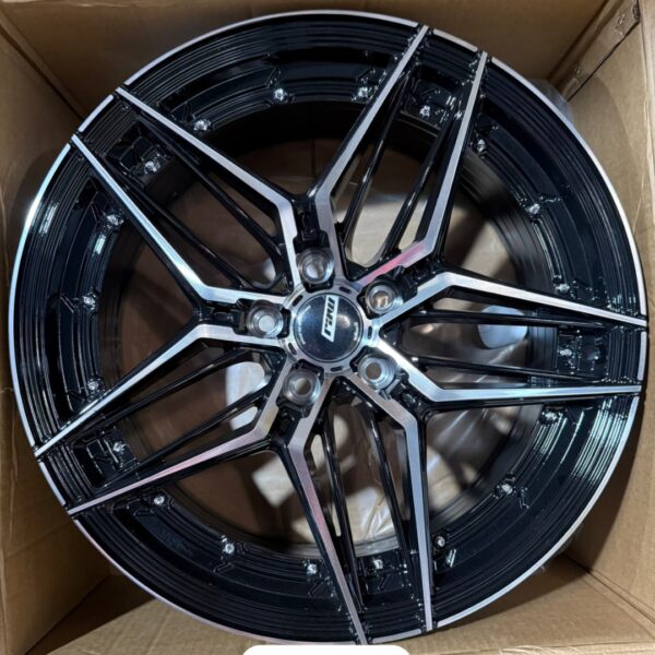18 5X112 XF007 MB Black diam. ET35 cb66,45 T.8