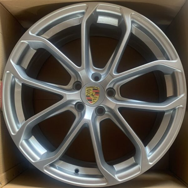 20 5X113 PORSCHE GTS PRATA (T.8)