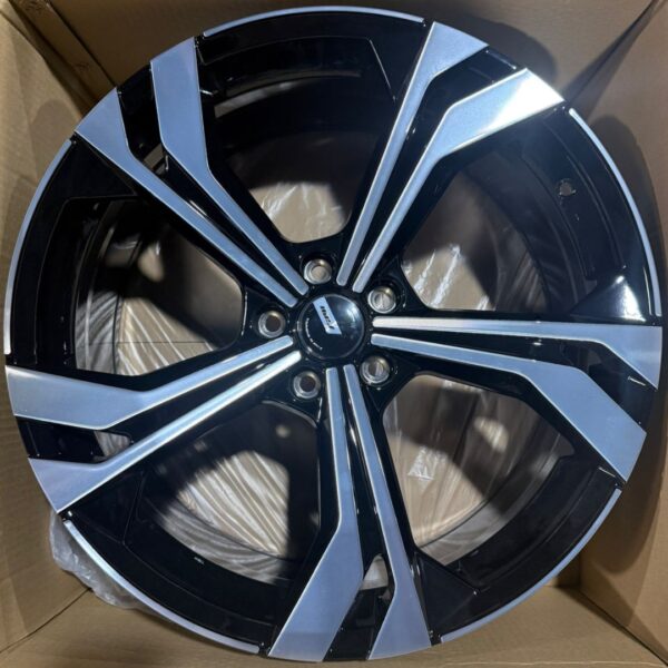 20 5X112 H3288 ET40 CB66,6 T8,5 black diam.
