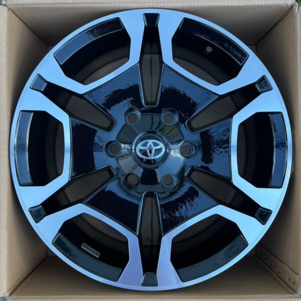 22 6X139 SRX HILUX Diam. Preta