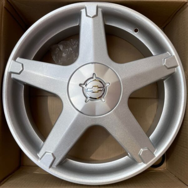 17 4X100 AXXIS PRATA ET42 (T,6)