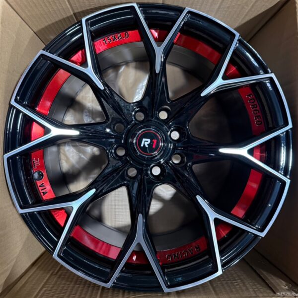 15 4X100/114 F2469 BLACK FACE+ RED T.8 ET 15 CB73,1