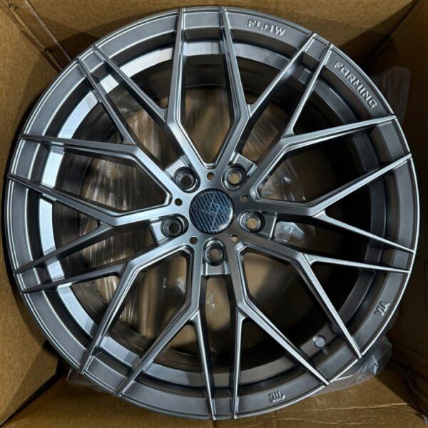 18 5X100 F2305 HYPER BLACK CB73,1 ET35 T.8