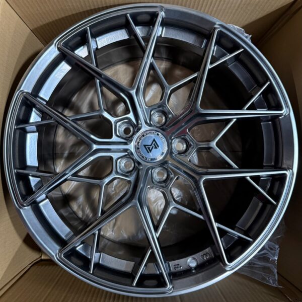 18 5X112 F2318 HYPER BLACK ET35 T.8 CB66,5