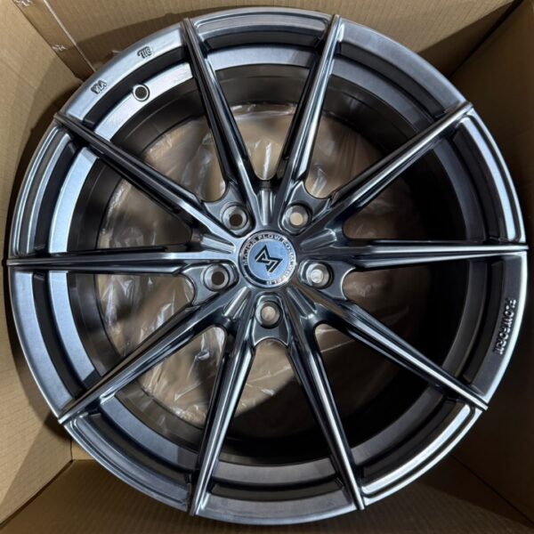 18 5X114 F2290 HYPER BLACK ET35 CB73,1 T.8