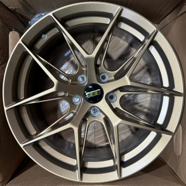 18 5X114 F2395 FLAT BRONZE ET38 T.8 CB73,1