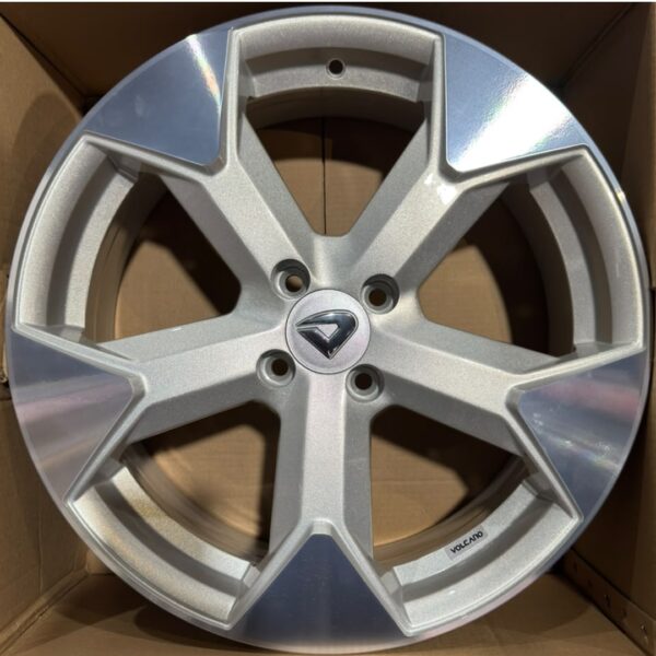 18 4X100 NORDIC Diam. Prata (T.6)