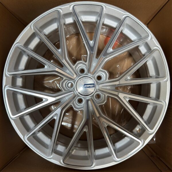 17 5X100 BF7800 Silver Machined Face CB73,1 ET35 (T 7,5)